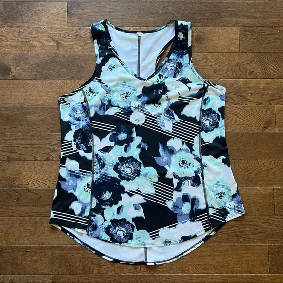 Fila Tank Top - Picture 2 of 7